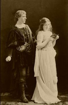 Joseph Haworth in the title role and Bertha Galland as Ophelia in "Hamlet" - 1898